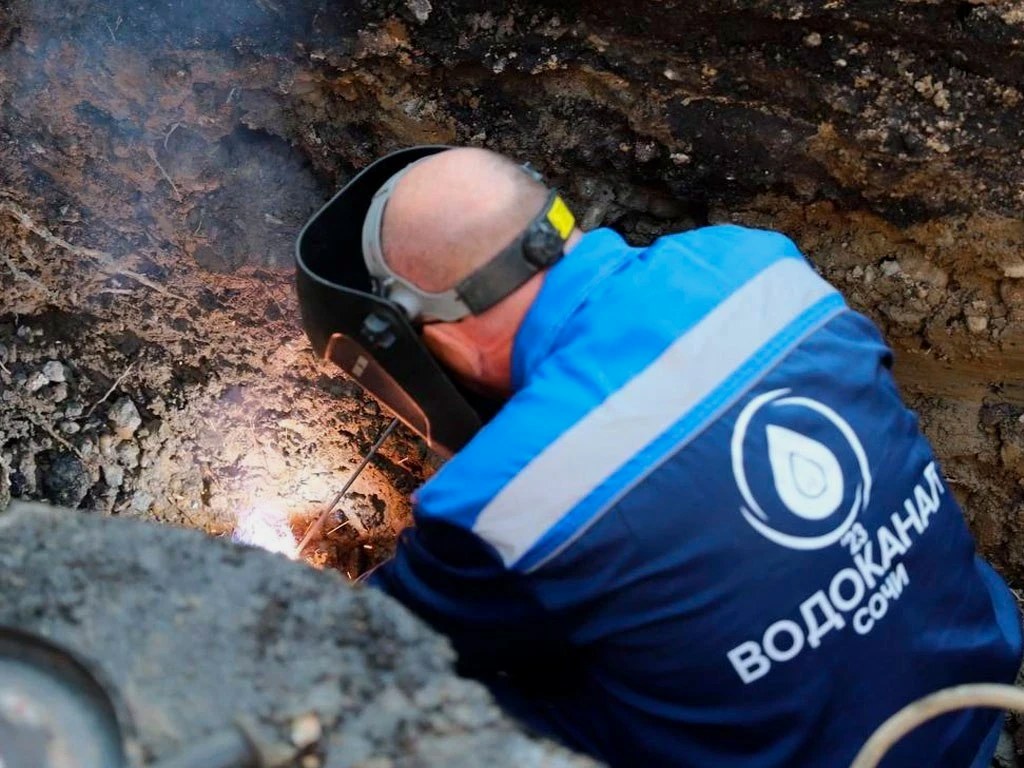 Водоканал Сочи провел аварийно-восстановительные работы за сутки